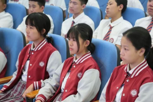 國(guó)際學(xué)校